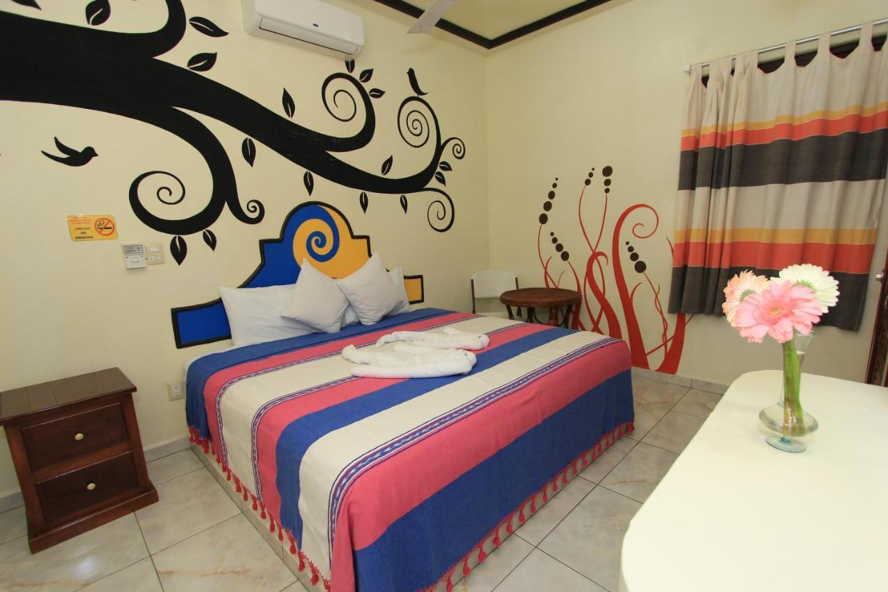Hotel Posada Diamante Санта-Крус-Хуатулко Экстерьер фото