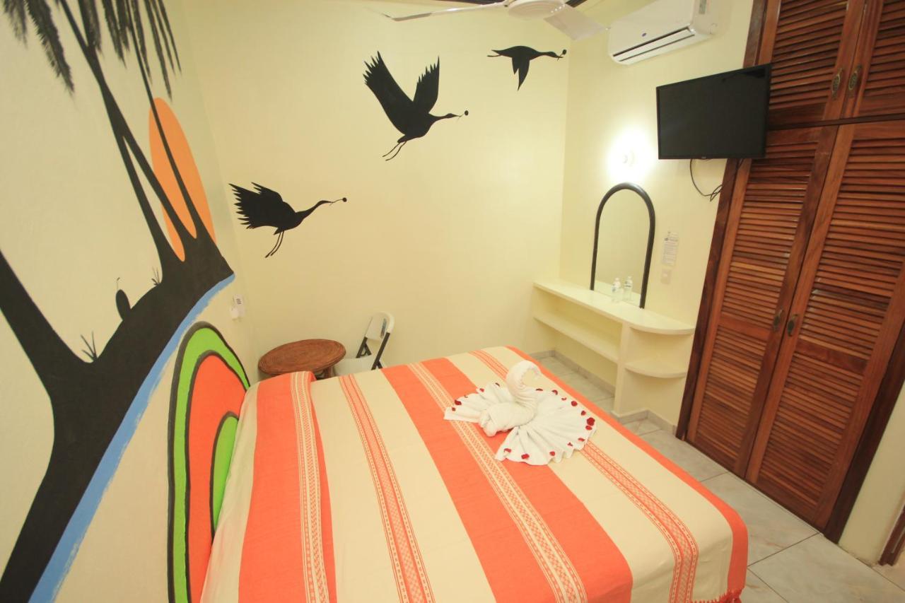 Hotel Posada Diamante Санта-Крус-Хуатулко Экстерьер фото