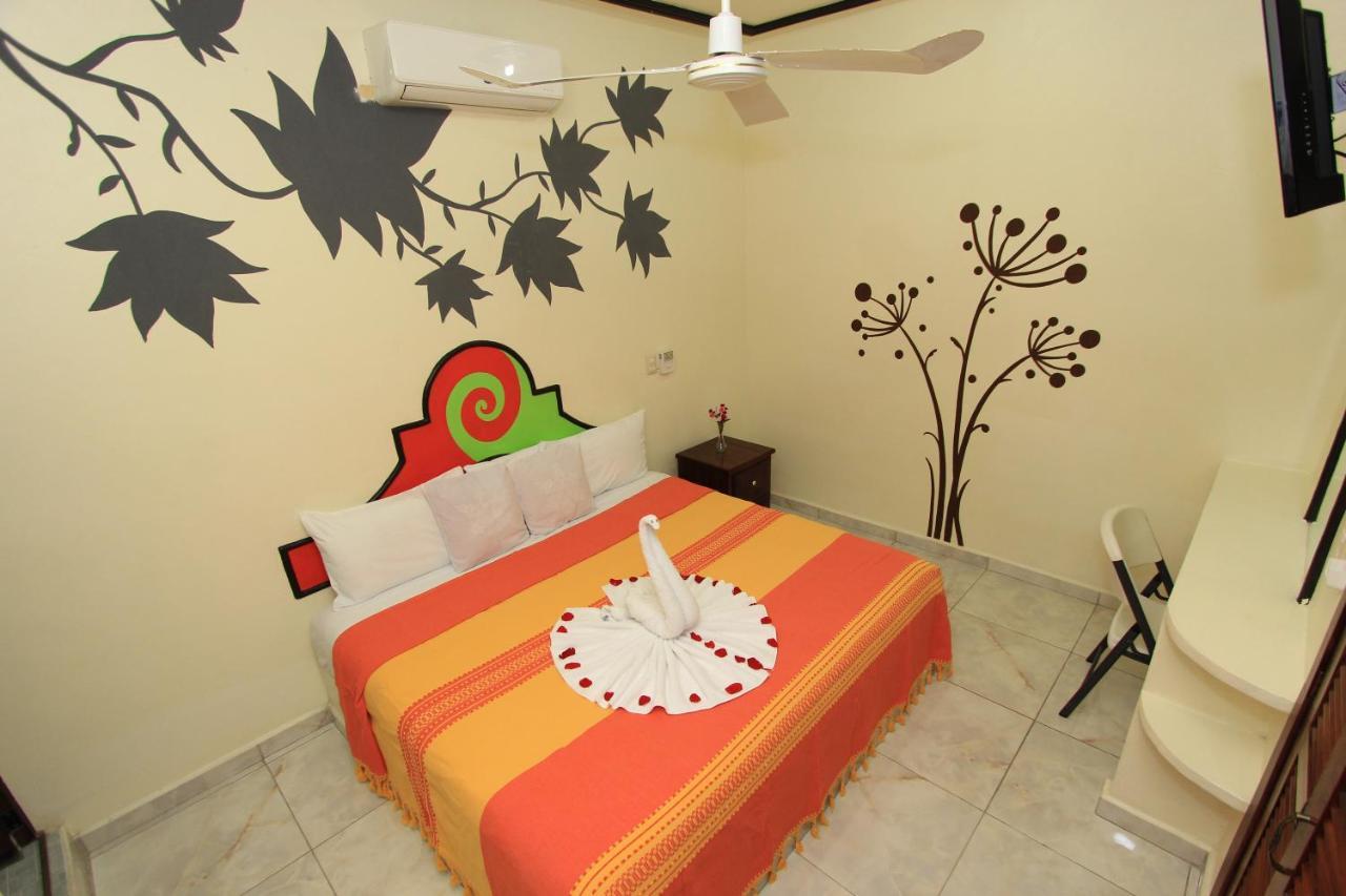 Hotel Posada Diamante Санта-Крус-Хуатулко Экстерьер фото