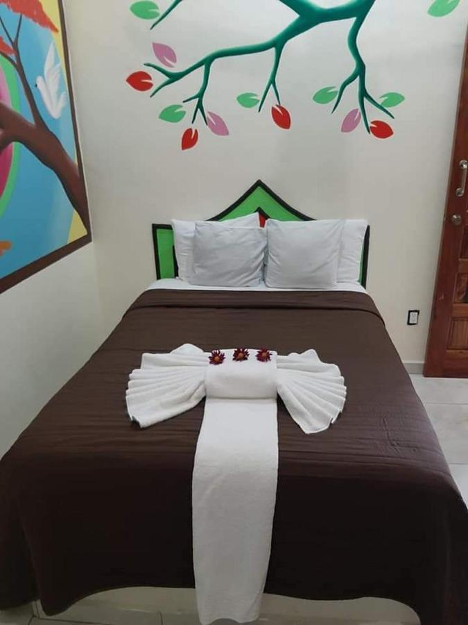 Hotel Posada Diamante Санта-Крус-Хуатулко Экстерьер фото